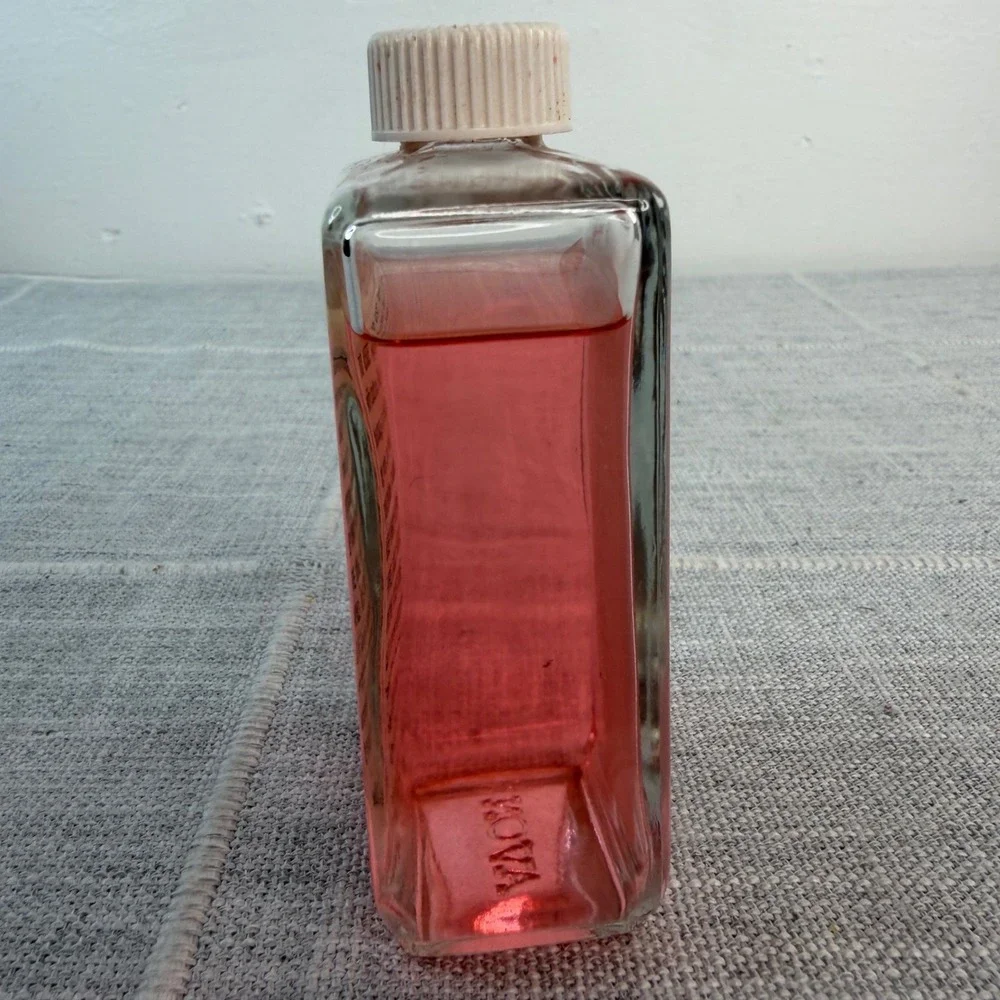AVON Oily Enamel Remover Nails 3fl Oz Bottle‎ 90% Full